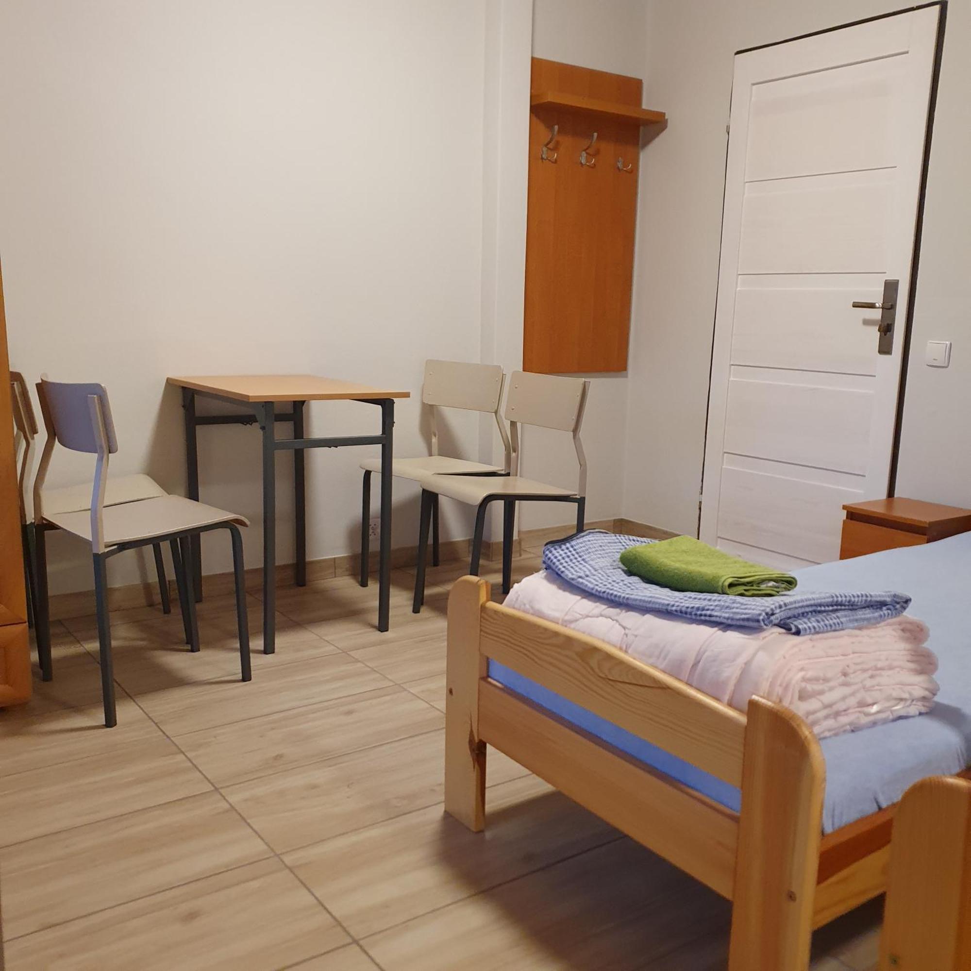 Noclegi Silesia Aster ティヒ 部屋 写真