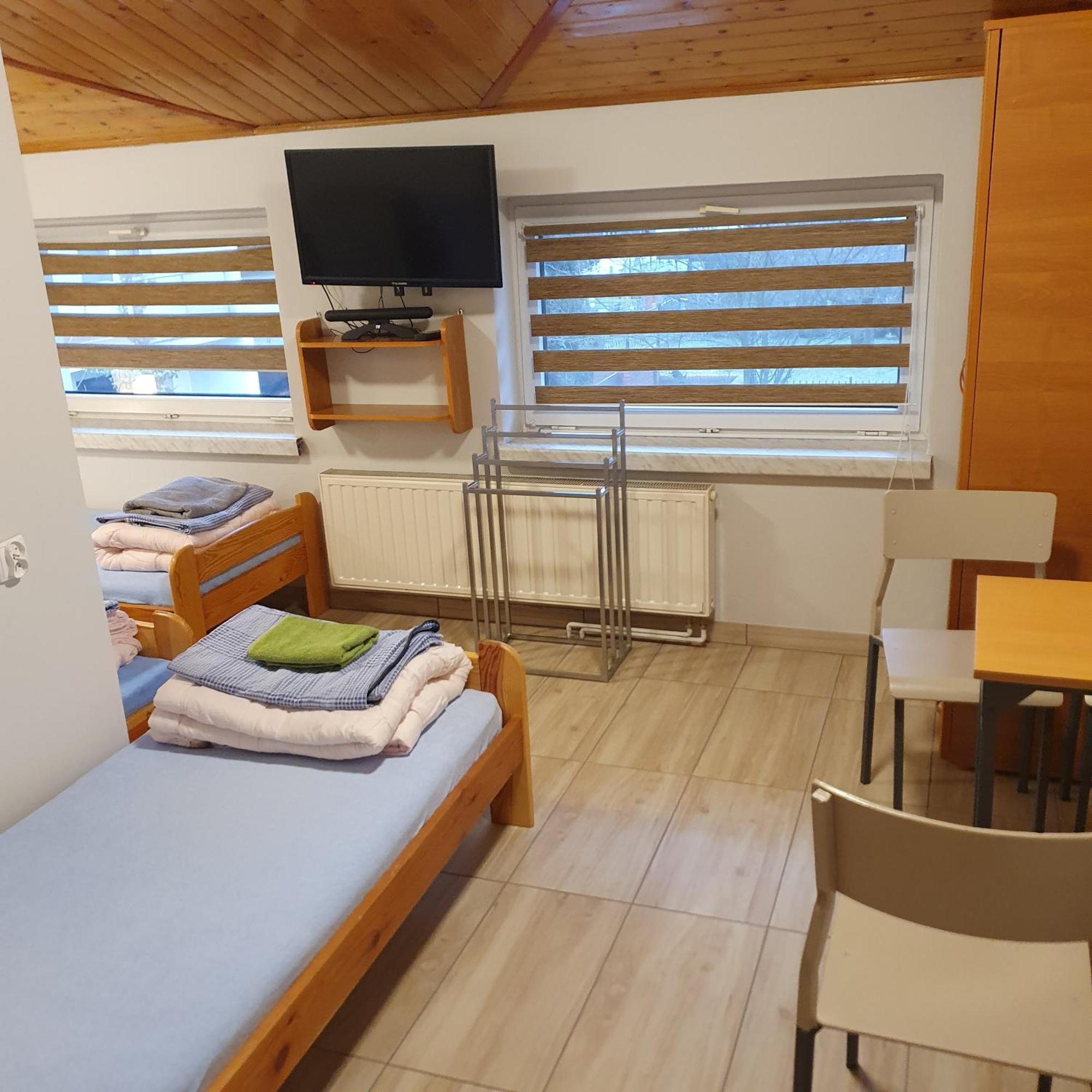 Noclegi Silesia Aster ティヒ 部屋 写真