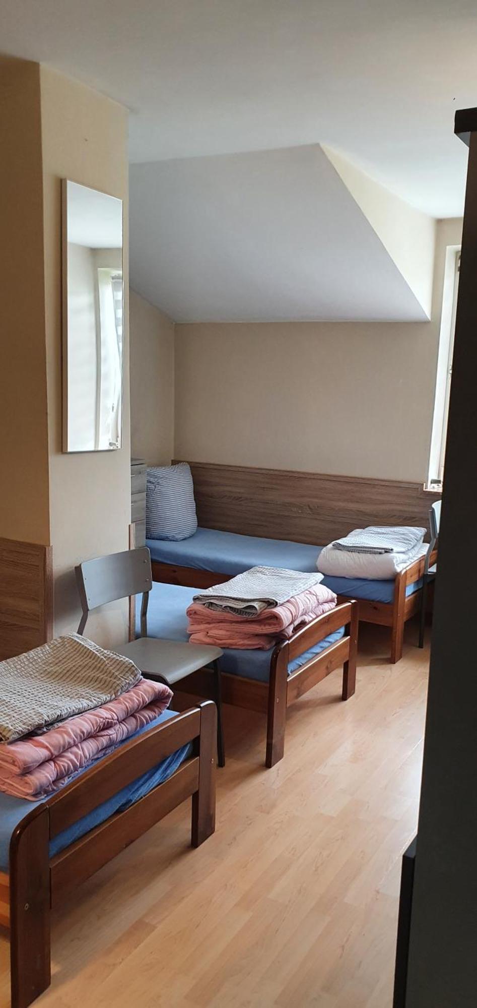 Noclegi Silesia Aster ティヒ 部屋 写真